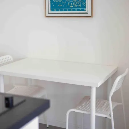 Downtown Deluxe With Queen Bed Be-45 Zürich